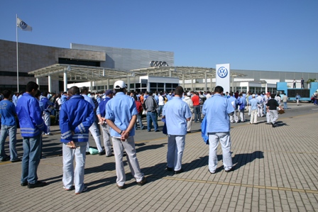 Após intimação, VW aceita conceder cestas de Natal aos trabalhadores afastados em 2008
