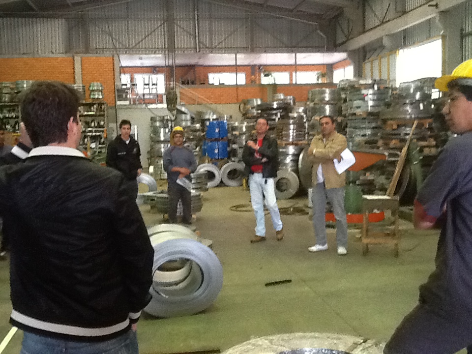 Steelalloy: Metalúrgicos aprovam acordo salarial de 2013
