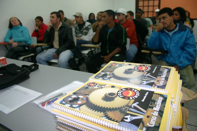 Subsede Pinhais inicia o curso de Mecânica Básica Industrial