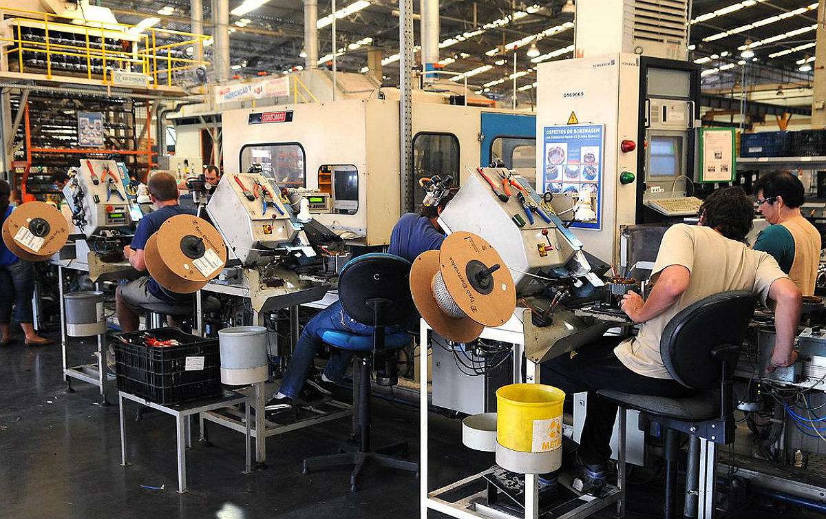 Fraco desempenho da indústria mostra fragilidade da economia brasileira