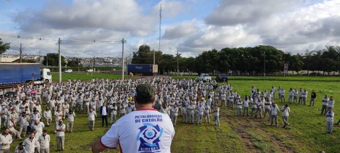 ACORDO EVITA NOVAS DEMISSÕES NA MITSUBISHI