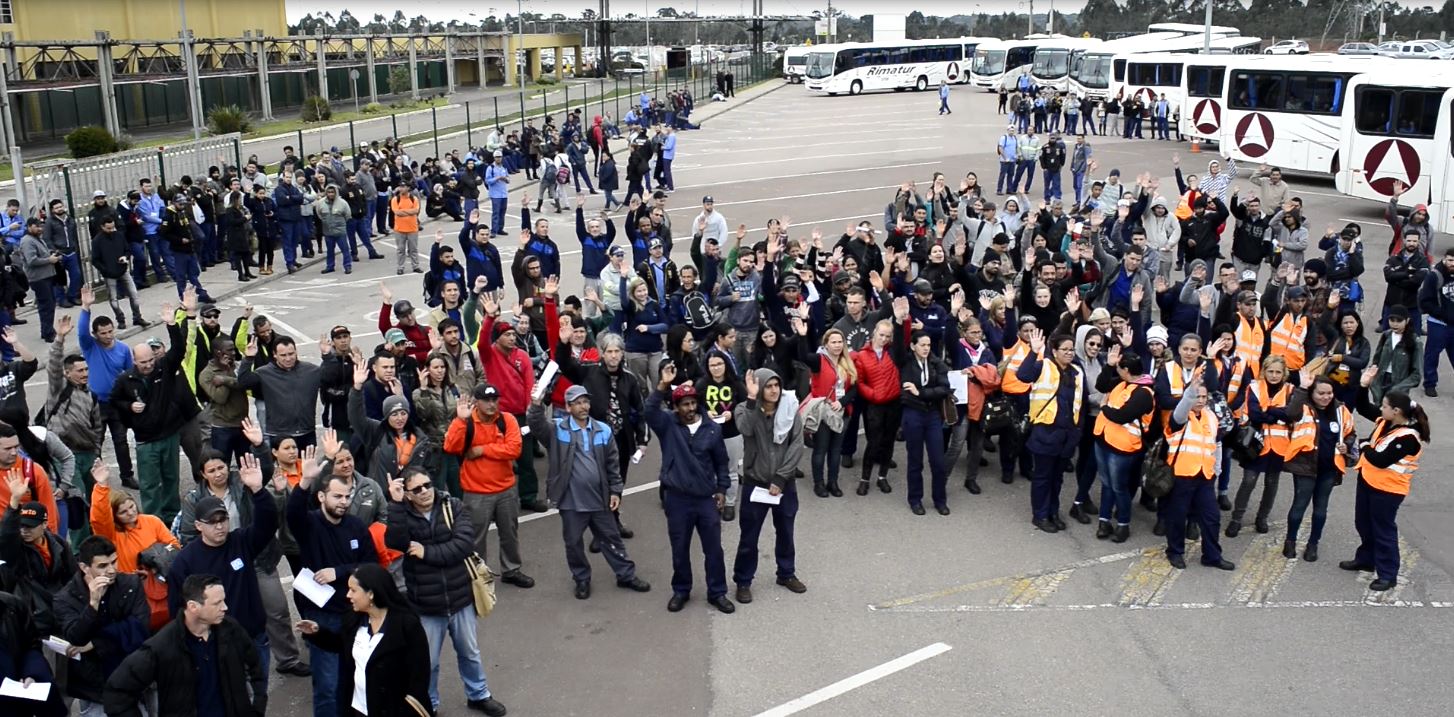 Terceiros da Renault aprovam representação e autorizam SMC a negociar