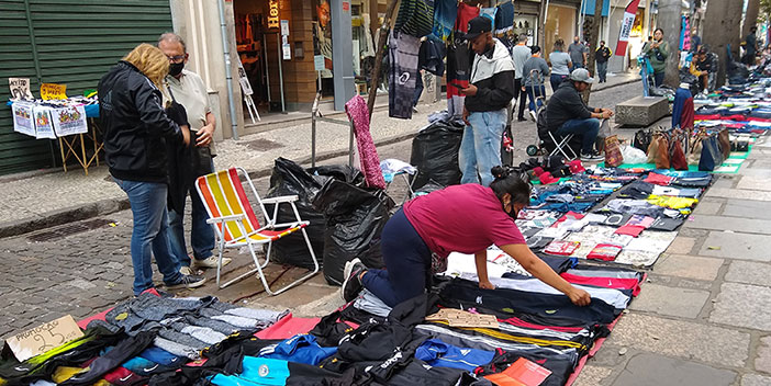 Desemprego recua para 13,2% no tri até agosto e atinge 13,7 milhões de pessoas