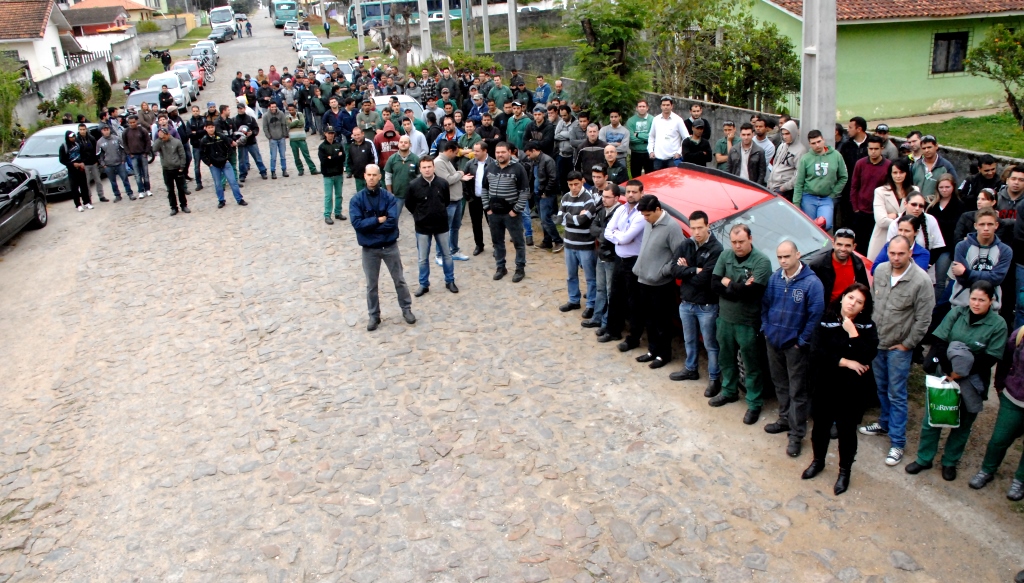 Acordo salarial: Mobilizados, metalúrgicos da Schwarz entram no 3º dia de greve