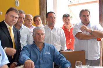 Sindicalistas e Governo do Paraná propõem mínimo regional de R$ 547,80