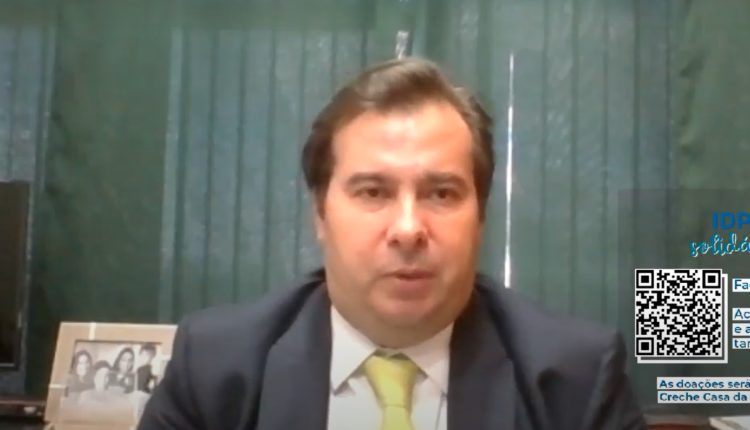 Maia descarta reforma administrativa em 2020: “Vamos ficar na tributária”