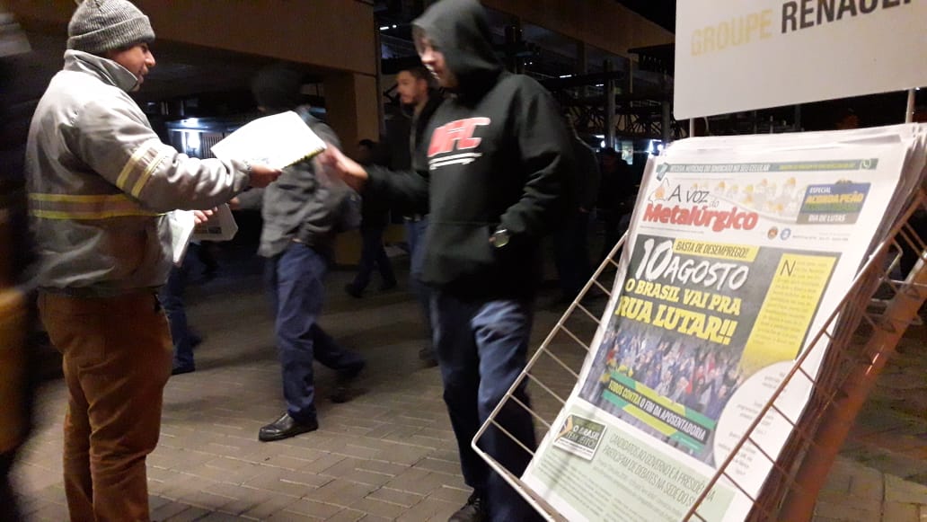 Informação e Mobilização! Nova edição do A Voz do Metalúrgico já está na mão do trabalhador