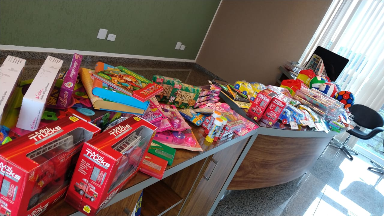 Solidariedade: Crianças da APAE e Pequeno Príncipe receberão brinquedos de Natal do SMC