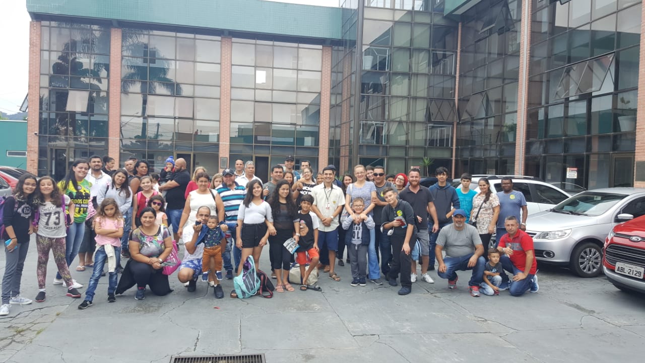 PROJETO CONHECER: METALÚRGICOS DA MAFLOW PASSAM O DOMINGO NAS ESTRUTURAS DE LAZER DO SMC
