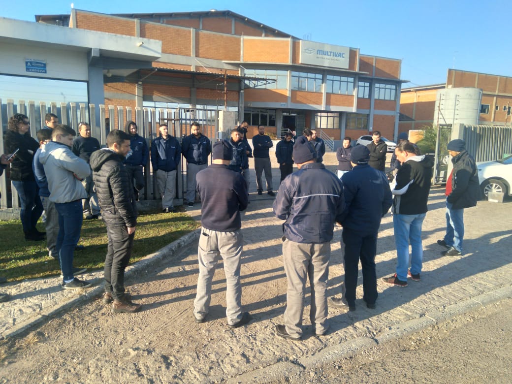 Multivac: Mobilização garante extinção do BH e compromisso da empresa com PLR