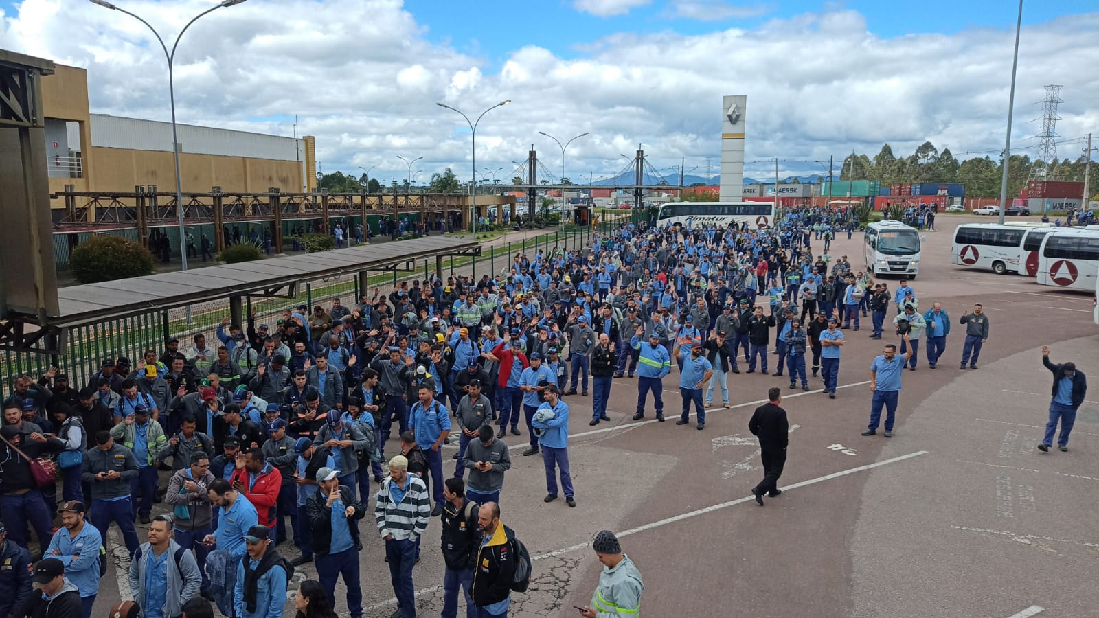 Renault: SMC informa trabalhadores sobre proposta referente ao 15 de novembro