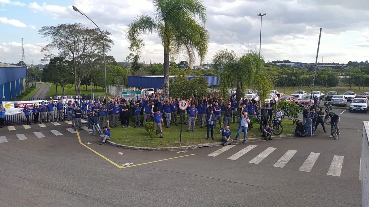 Hübner: Metalúrgicos dão 72h para empresa iniciar negociação do Acordo Coletivo de Trabalho