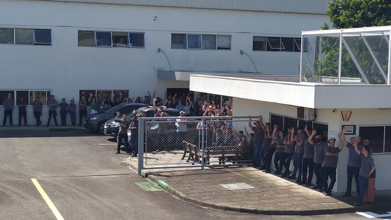 Trabalhadores da NTN aprovam compensação de dias e feriados pontes em 2023