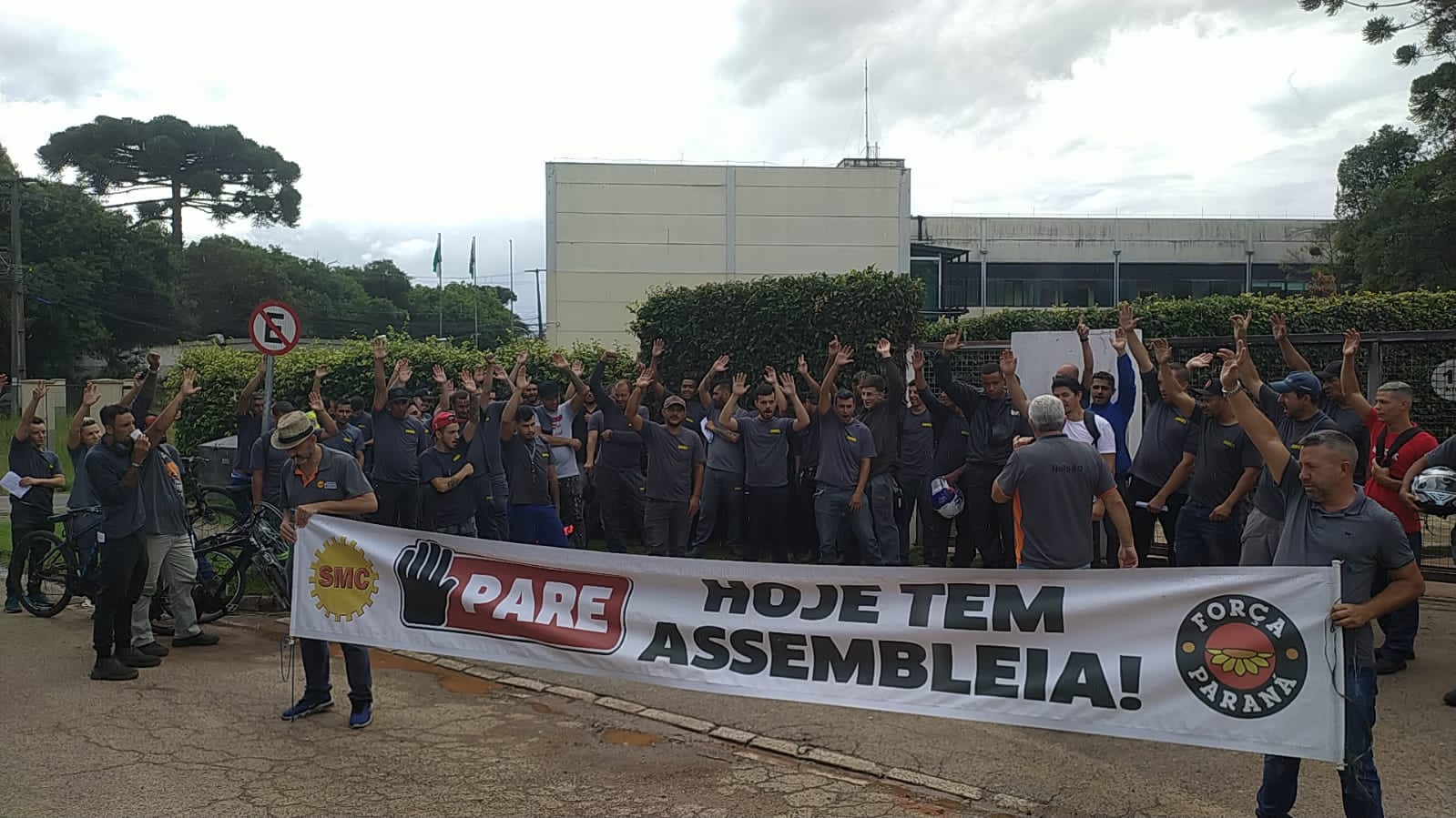 Imes: Metalúrgicos dão 48h para empresa procurar SMC e resolver acordos de PLR e horário de trabalho