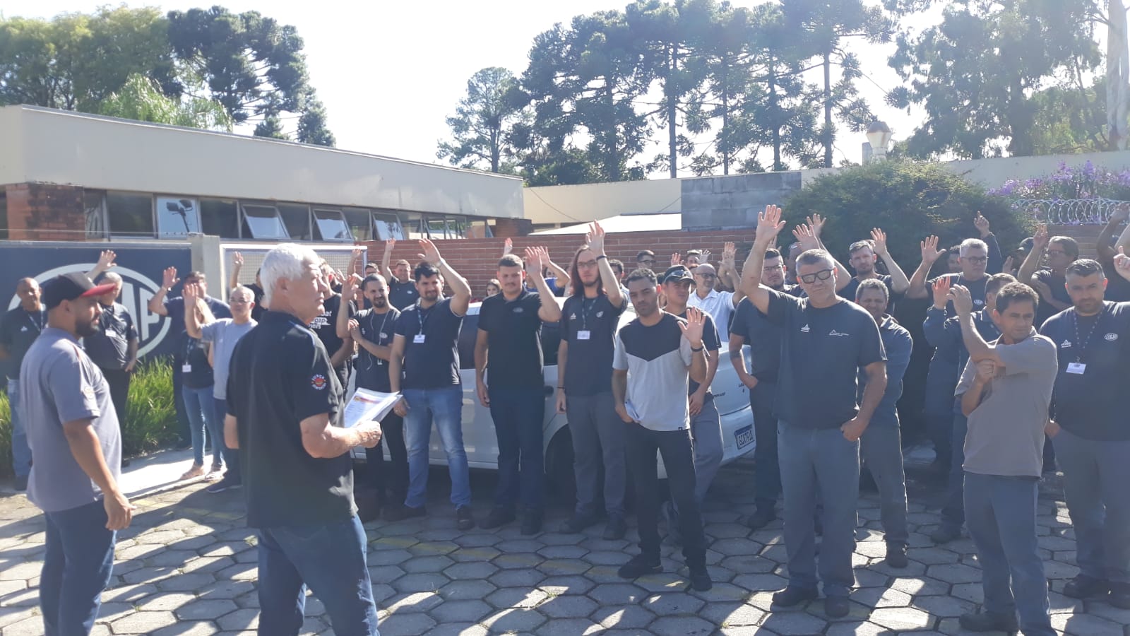 Leogap: Metalúrgicos autorizam Sindicato iniciar negociação de PLR e data-base