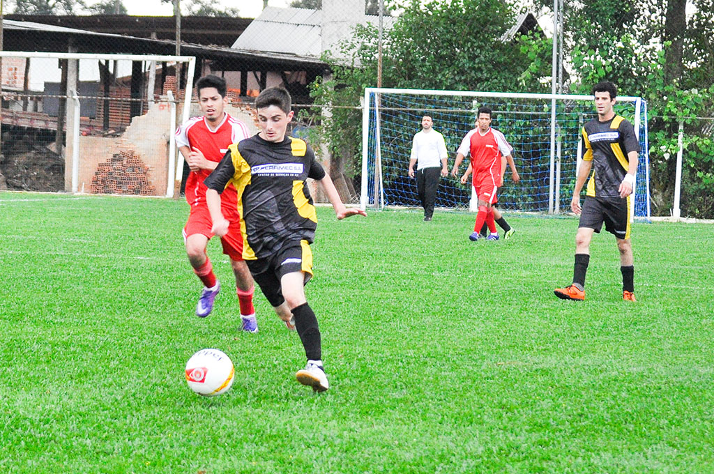 Futebol: Campeonato do SMC se aproxima da fase decisiva