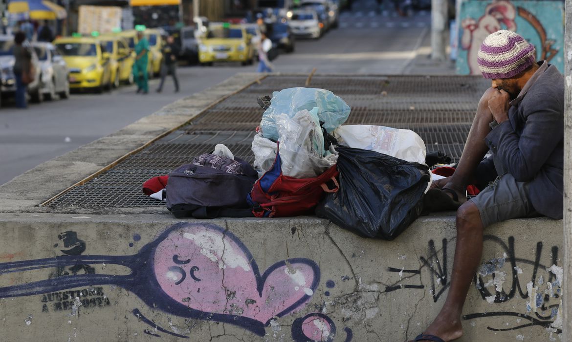 Nove em cada 10 jovens veem desigualdades históricas, mostra pesquisa