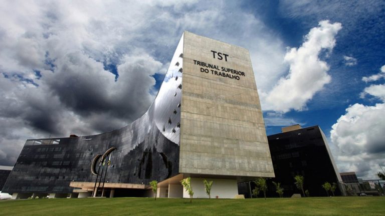Força Sindical reforça pedido ao STF de inconstitucionalidade da MP 873