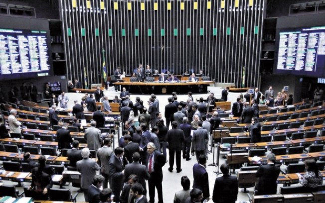 Afago de R$ 1 bilhão em emendas não anima votação da reforma da Previdência