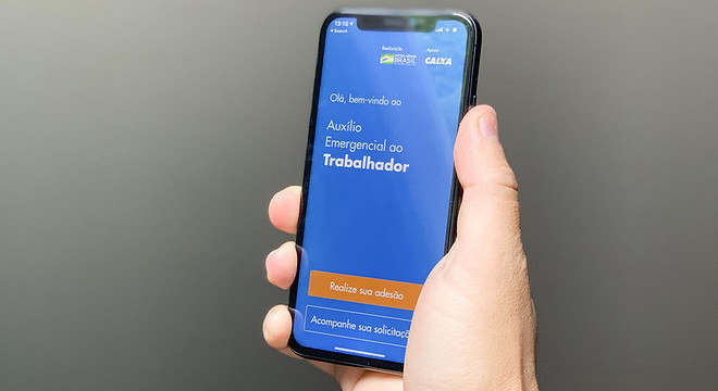 Bolsonaro envia MP do auxílio pífio ao Congresso e deixa 22,6 mi sem o benefício