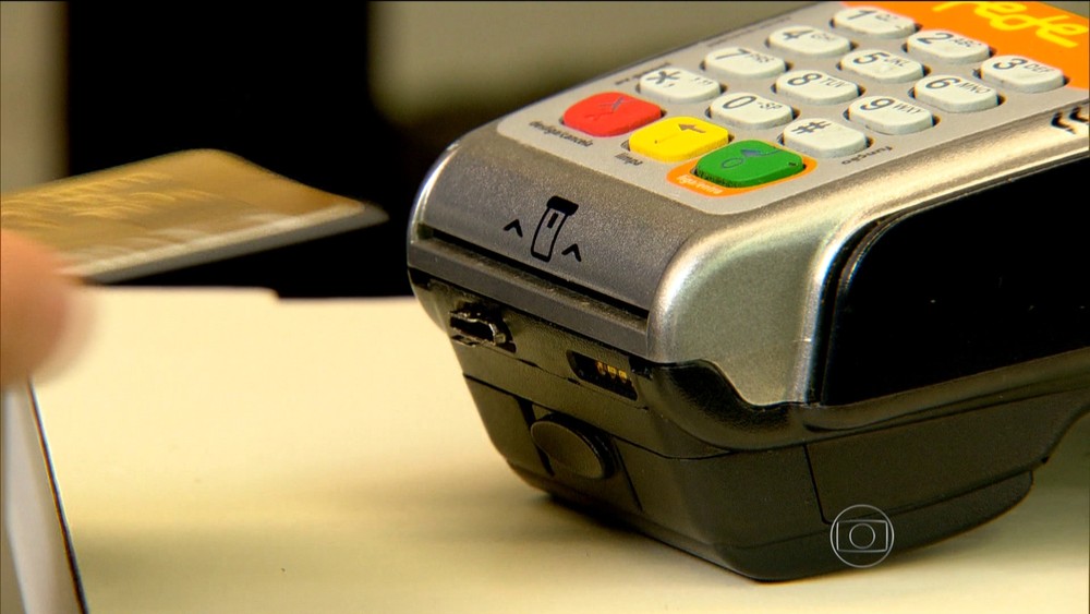 Empréstimo pessoal é dívida que mais leva consumidor a ter nome sujo, diz SPC