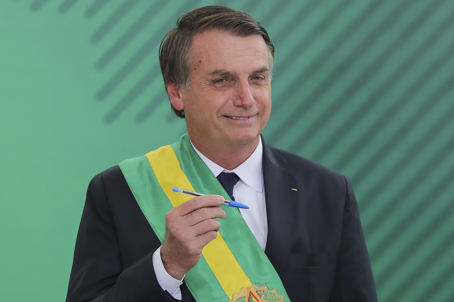 Bolsonaro diz que 'baterá martelo' sobre proposta da Previdência nesta quinta
