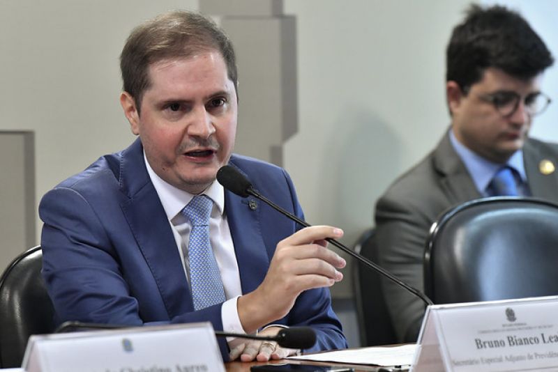 Em portaria, governo amplia setores que podem trabalhar aos domingos e feriados