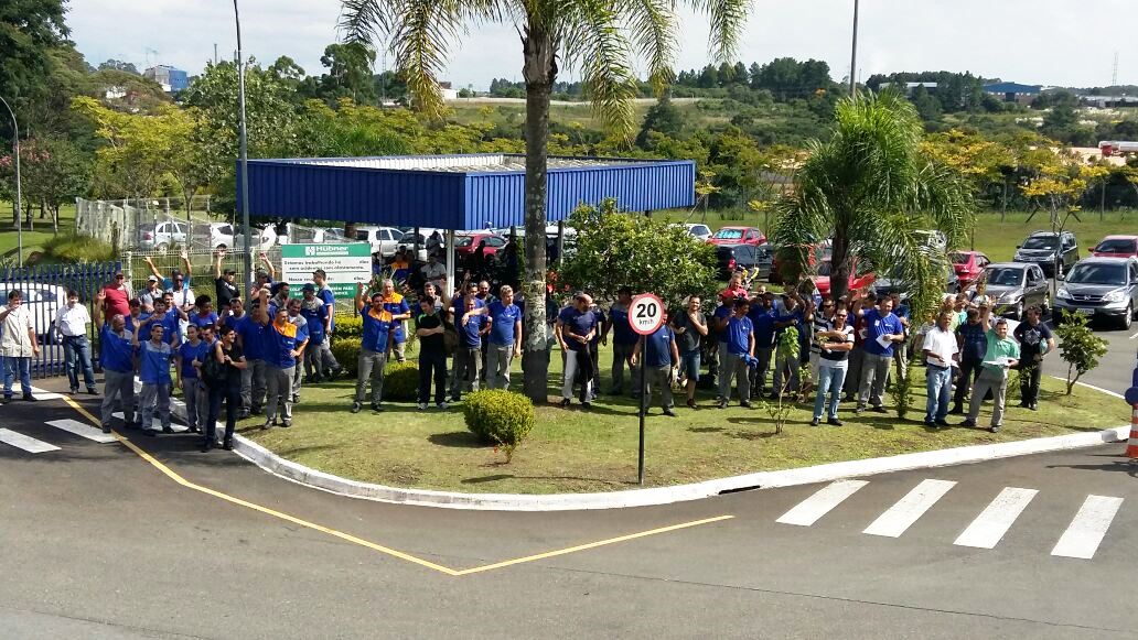 Hubner: Metalúrgicos aprovam encaminhamento de mobilização para o acordo salarial de 2017