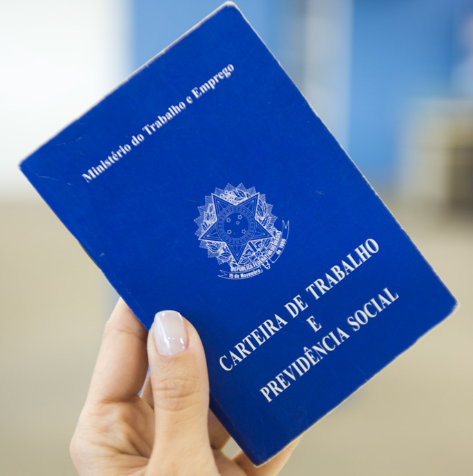 Redução de jornada de trabalho pode gerar mais emprego no pós-crise, diz estudo