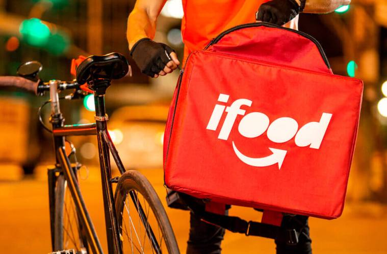 Prestadora de serviços não faz anotação na carteira e iFood também é condenado