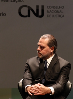 Governo e Judiciário fazem acordo para reduzir ações da previdência social