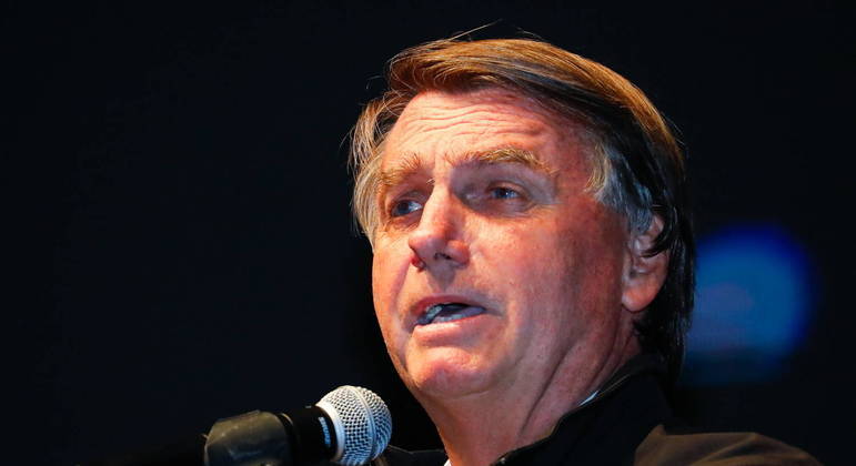 Por que Bolsonaro faz tanta troca na chefia da Petrobras