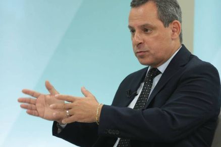 PRESIDENTE DA PETROBRAS RENUNCIA AO CARGO