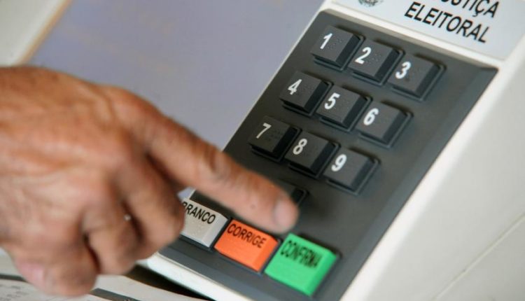 Datafolha aponta que apoio a democracia chega a 75%; maior índice em 31 anos