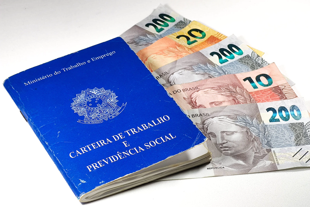 Mais de R$ 340,3 milhões já foram concedidos em crédito para trabalhadores assalariados