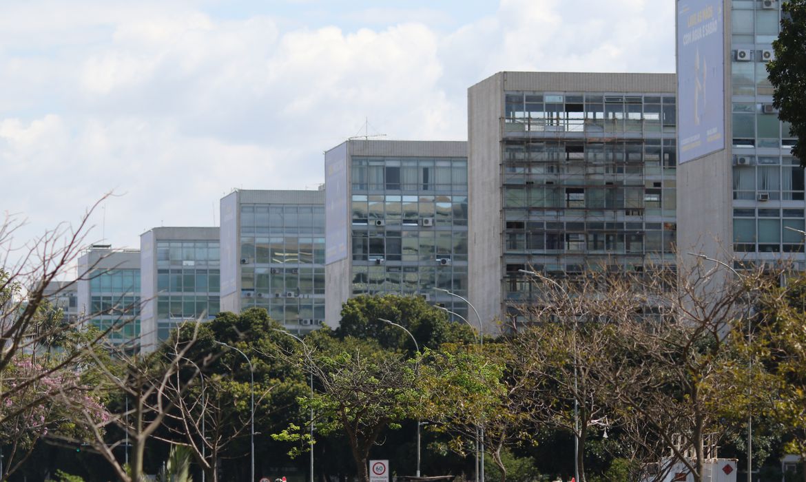  Ministério da Gestão reabre mesa negocial com servidores federais