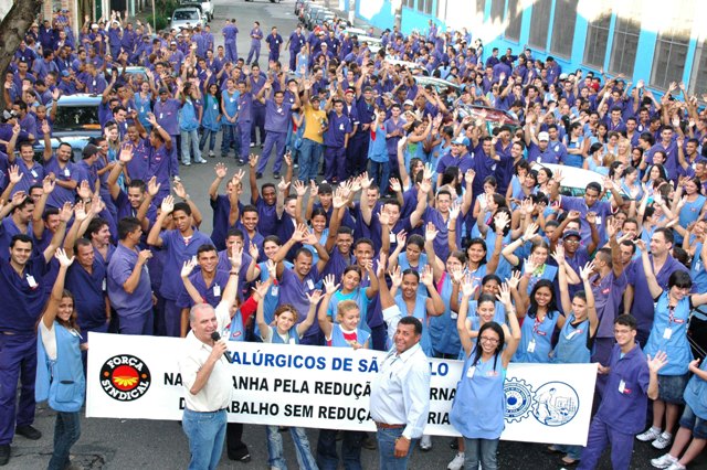 Centrais lançam campanha nacional pela redução da jornada de trabalho