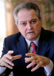 Acuado pelas denúncias de corrupção, ministro da Agricultura pede demissão