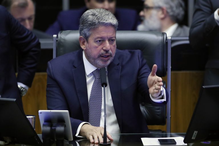 Lira diz que projeto de novo marco fiscal deve passar por ajustes  Fonte: Agência Câmara de Notícias