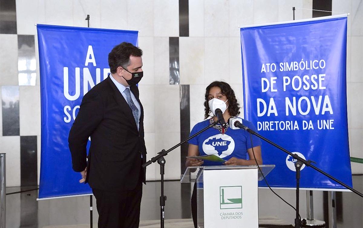 Presidente do Senado vai a posse da UNE, pede ‘freio’ no ódio e rejeita impeachment de Moraes