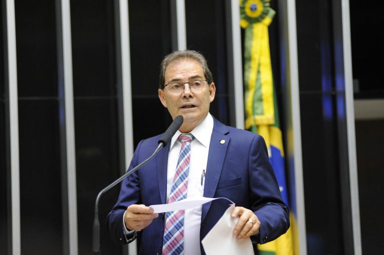 Câmara aprova MP 1.108/22 que regulamenta o teletrabalho