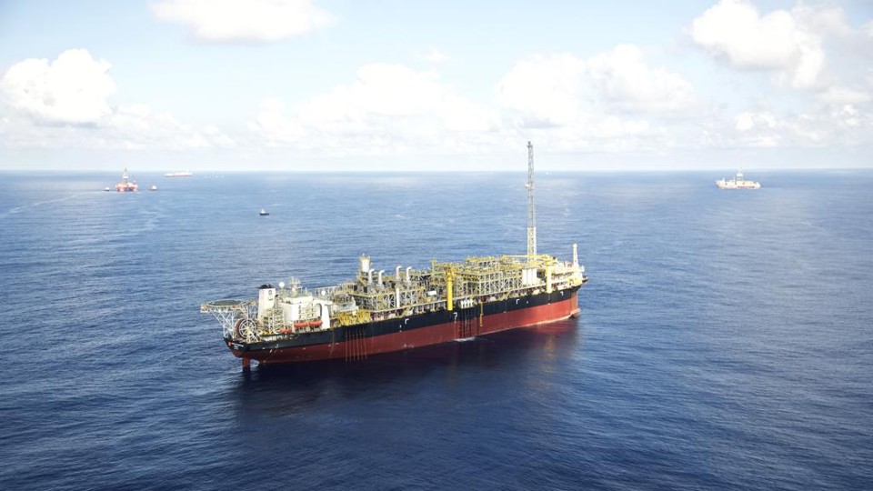 Brasil retoma autossuficiência em petróleo