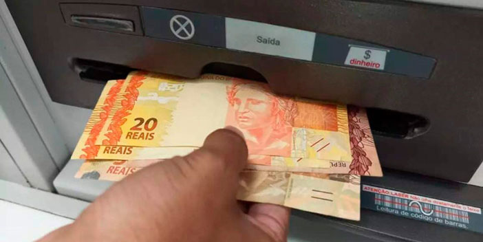 Governo vai antecipar 13º dos aposentados e liberar saque de R$ 1 mil do FGTS