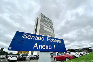 Em derrota do governo, Senado derruba MP da minirreforma trabalhista