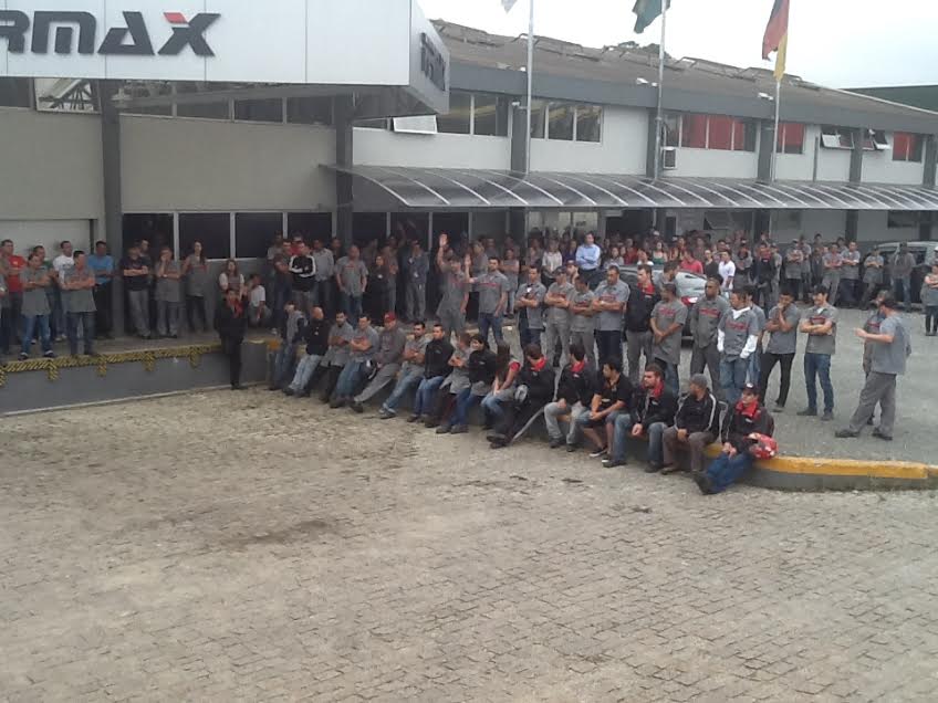 Trabalhadores da Fermax aprovam acordo salarial